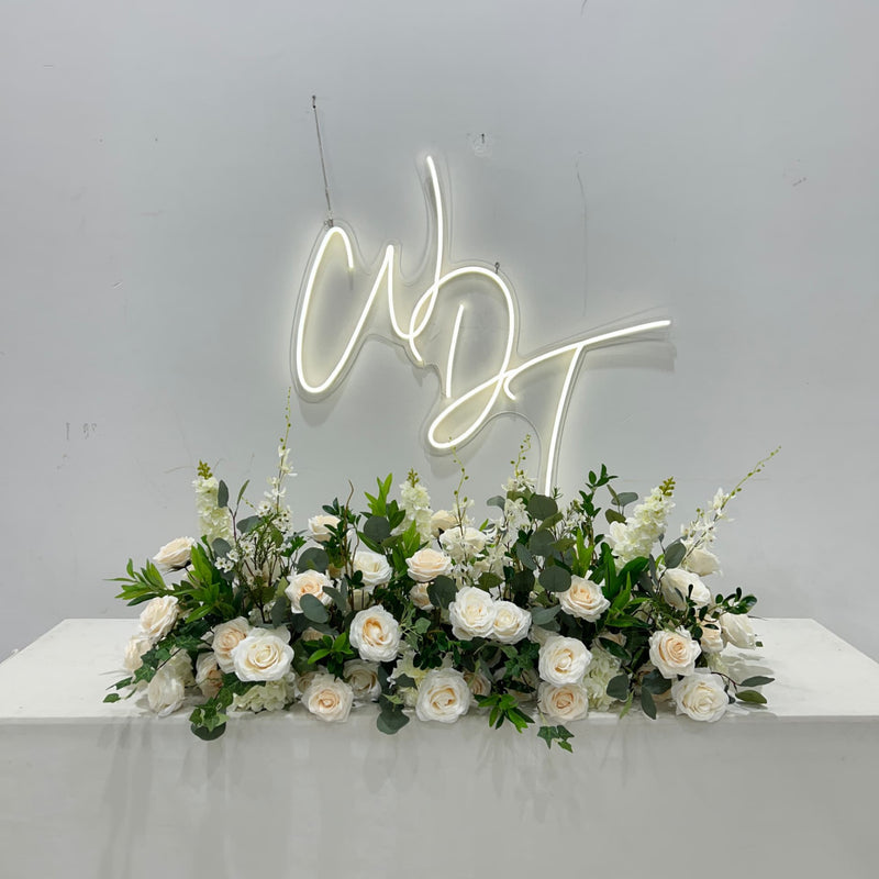 Textured Top Table Arrangement - M17