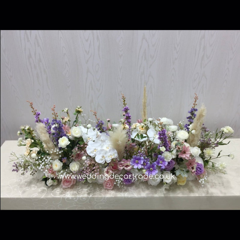 Jada Top Table Arrangement - Per Metre